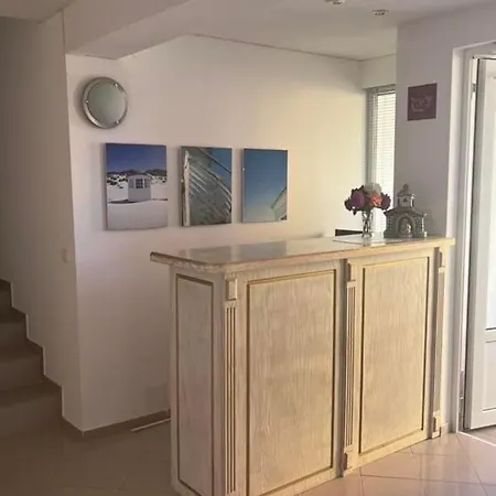 Canavan's Gæstehus Ravda