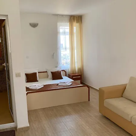 Canavan's - - 200 Meters Away, Free Parking And Wifi 4* Ravda