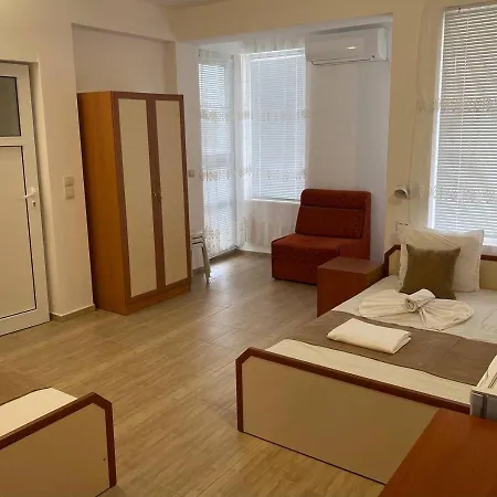 Maison d'hôtes Canavan's - - 200 Meters Away, Free Parking And Wifi Ravda