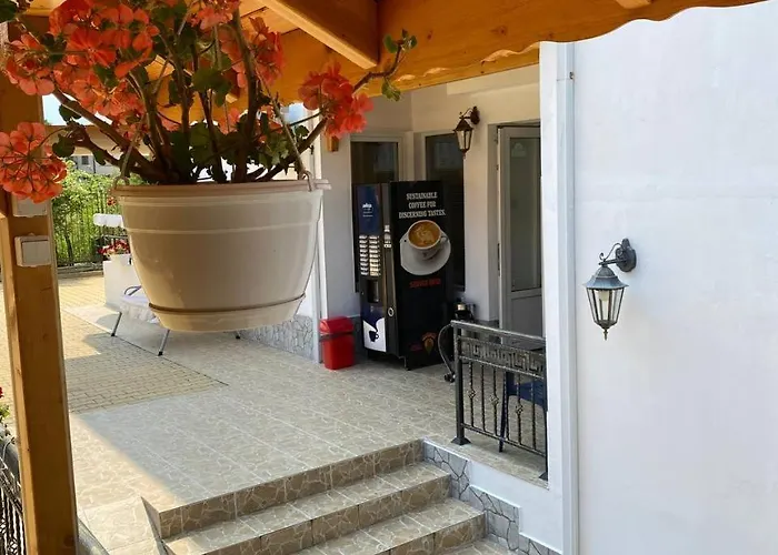 Canavan's ゲストハウス ラヴダ