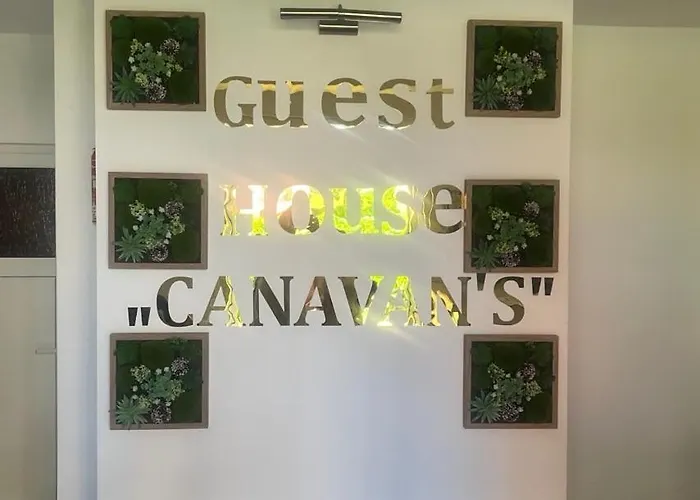 ゲストハウス Canavan's 3*